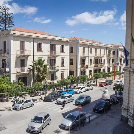 Casa Vacanze L'Altra Diaz Syracuse Buitenkant foto