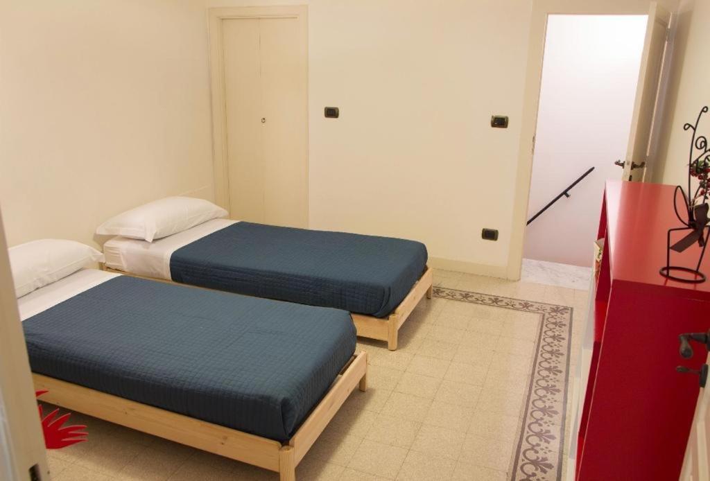 Casa Vacanze L'Altra Diaz Syracuse Buitenkant foto