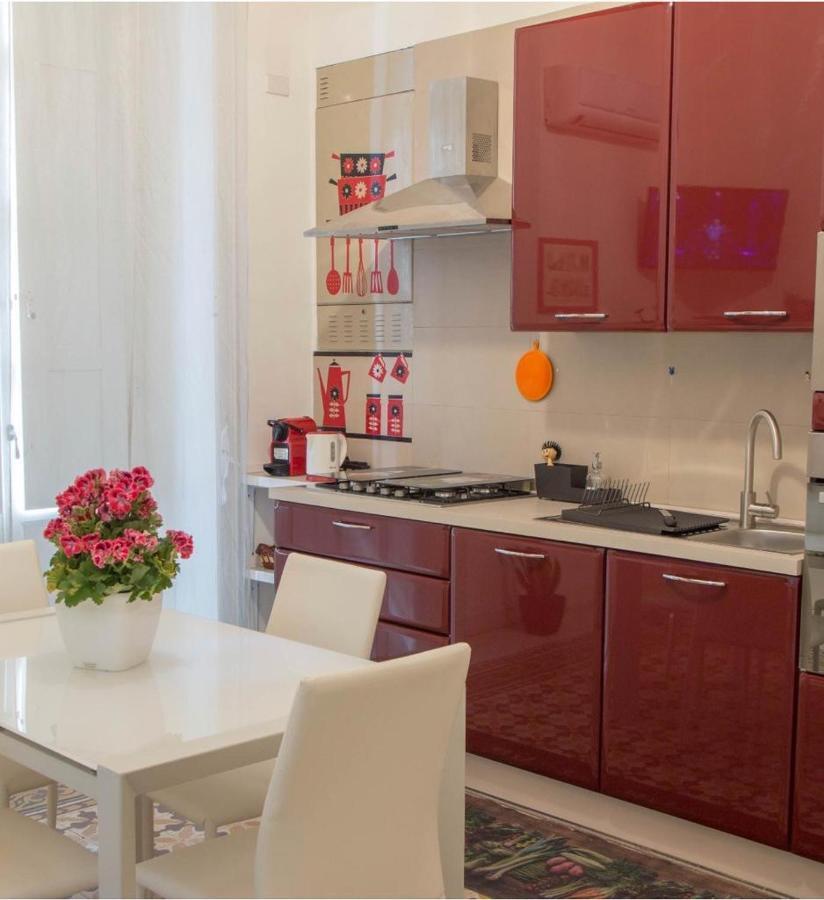 Casa Vacanze L'Altra Diaz Syracuse Buitenkant foto